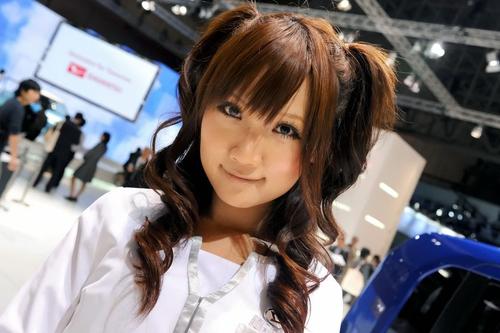 The Ladies of the 2009 Tokyo Motor Show 1
