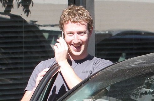 Mark Zuckerberg de Facebook Conduce un Acura 1