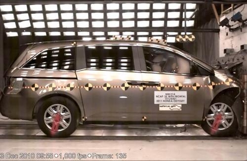 Honda Odyssey 2011 Gana 5 Estrellas en Seguridad de NHTSA 1