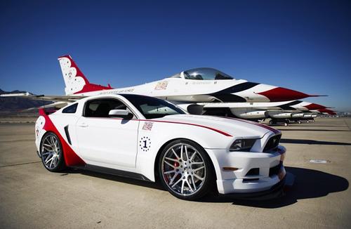 2014-ford-mustang-usaf.jpg.pagespeed.ic.cm1Ot70MYY